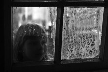 Outside the window ... / ***