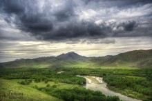 Tuul River / ***