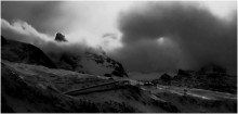 Storm warning / ***