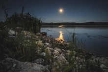 Moonlit Night on the banks Vetluga / ***