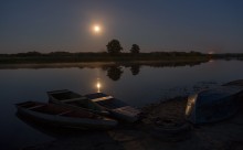 Superlune over the Berezina / ***