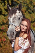 Girl and horse / ***