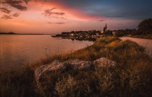 Sunset on the Black Sea bay. / ***