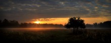 September Dawn ... / ***