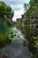 Buksky Canyon / ***