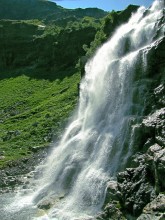 Imereti waterfall / ***