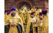 Clergy / ------