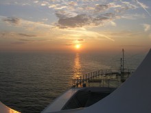 Sunrise / ***