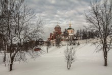 Winter evening in Hotkovo / ***