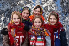 Red girls / ***