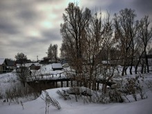 The Old Bridge / ***