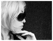 ... Olya-la is not LA ... / ***