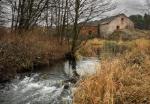 Autumn Landscape with a watermill / ***