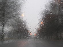 Deserted street in a rainy morning / ***