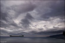 Float away into the distance the ships ... / ***