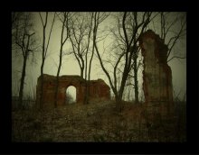 Old ruins / ***