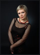 Of coral beads / *****