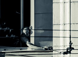 Waiting for us out of the darkness / ***