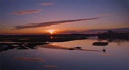 April sunset. Spill. / ***