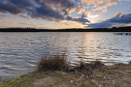 Sunset on the lake / ***
