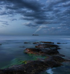 Lighthouse / ***