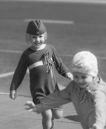 Thank you for a peaceful childhood ... / ***