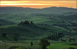 Tuscany 3 / ***