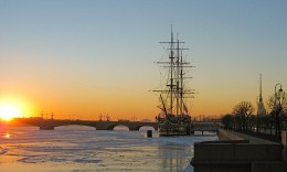 Petersburg&#39;s landscape with the sunset. / ***