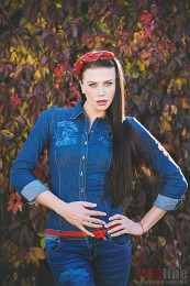 red hot chili girl / ***