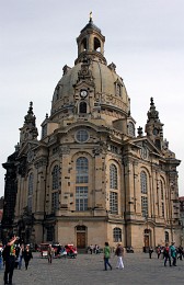 Frauenkirche. / [img]http://rasfokus.ru/upload/comments/485fc539ff49ed1ed1a6c00d72b40ab1.jpg[/img]
