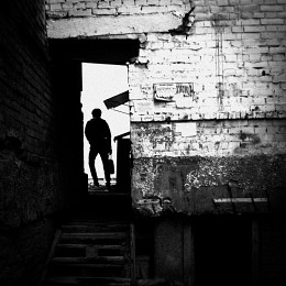 Escape from ... / ***