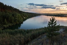 Blue Lake / ***