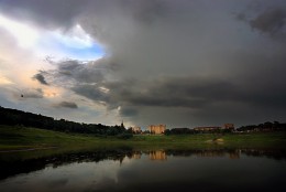 Towards the storm ... / ***