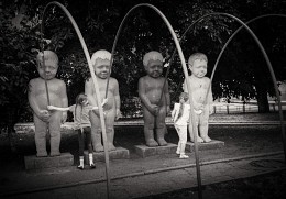 Almost childlike Photo / ***