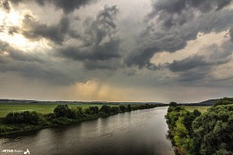 Storm on the Dnieper / ***