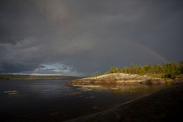 Rainbow over Lake Ladoga. / ***