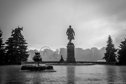 Gloomy Tver / ***