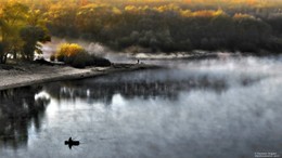 Fog over the river and the first dawn of paint / ***