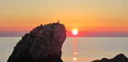 Dawn at the Yalta ... / ***