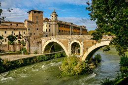 Old Bridge. / ***