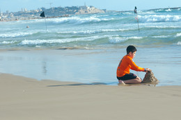 Male or female? / ***