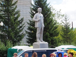 In Lenin !!!! / ***