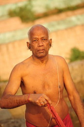 Portrait of a stranger from Varanasi, India / ***