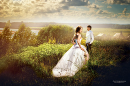 Wed walking in villa / ***