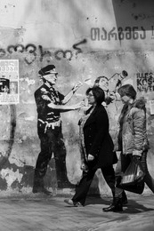 Catch Me If You Can / ***