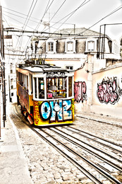 yellow tram / ***