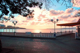 Sunset in Gelendzhik / ***
