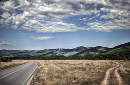 There are two roads, two ways ... / ***