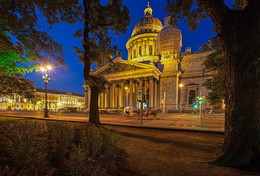 Saint Isaac&#39;s Cathedral / ***