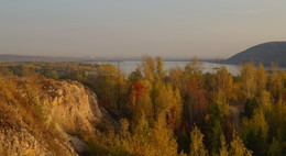 From the height of the mound Tsaryova / ***